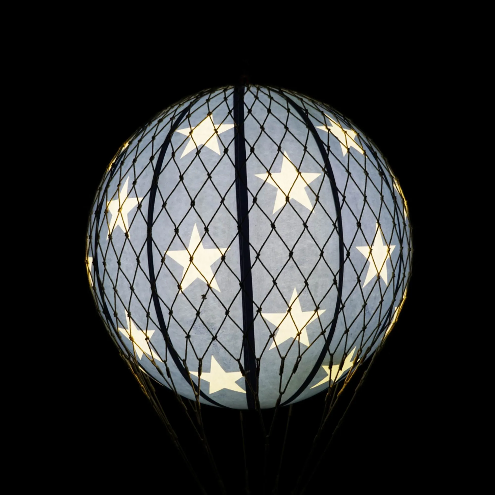 Authentic Models	Travel Light Led. Blue Stars – 30CM
