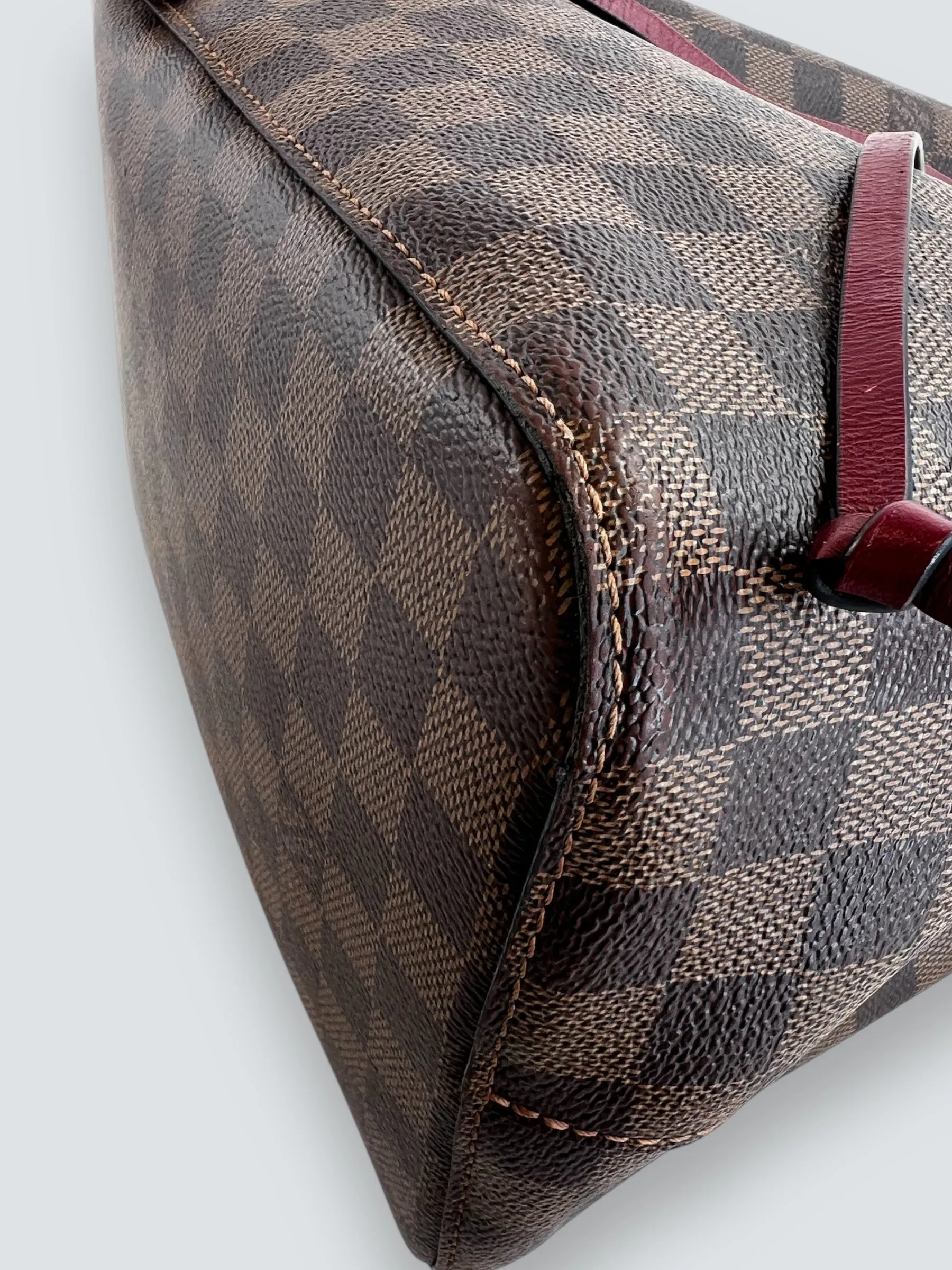 Louis Vuitton Damier Ebene Canvas Neo Noe Bucket Bag