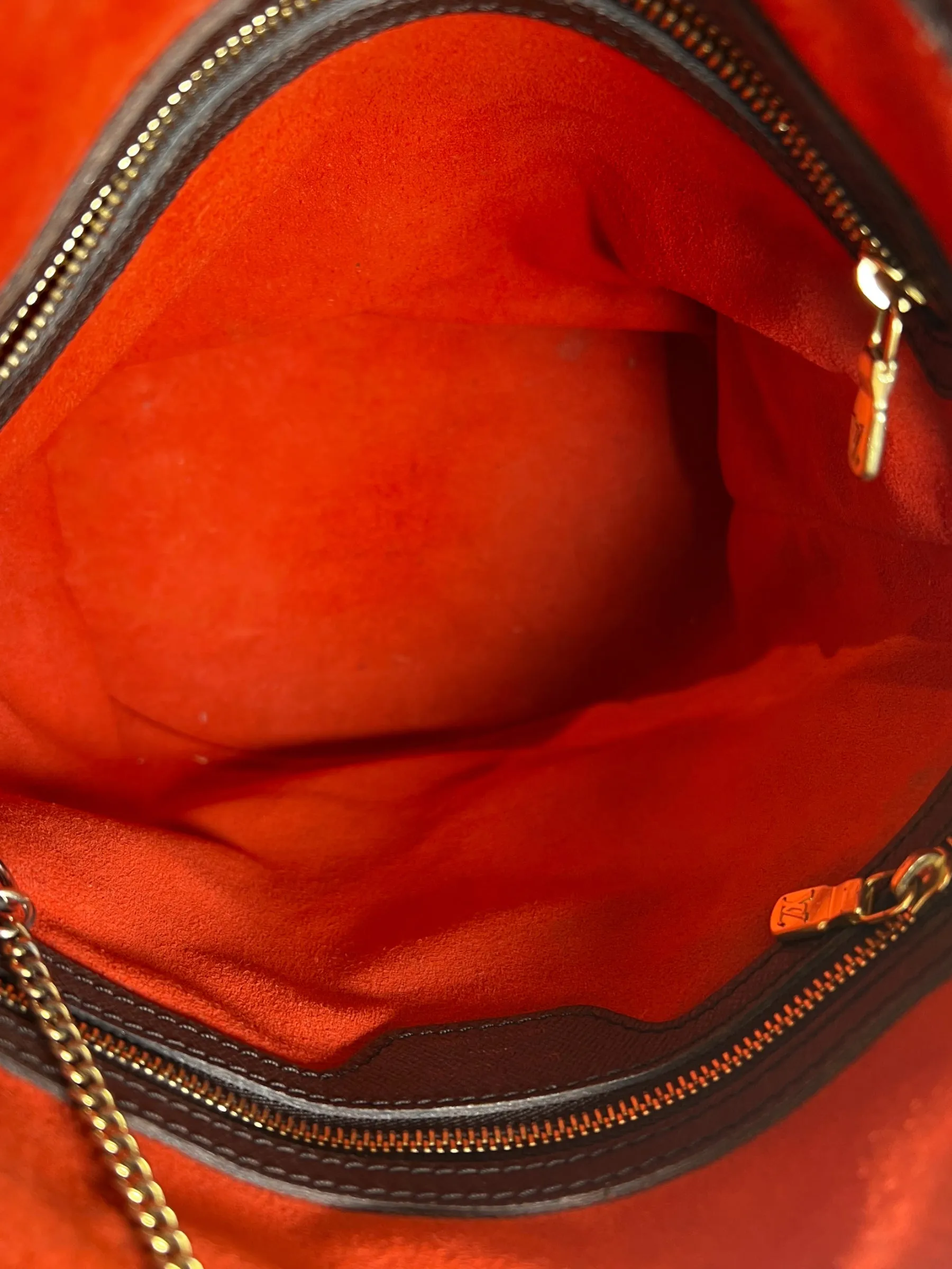 Louis Vuitton Damier Ebene Canvas Petite Bucket Handbag