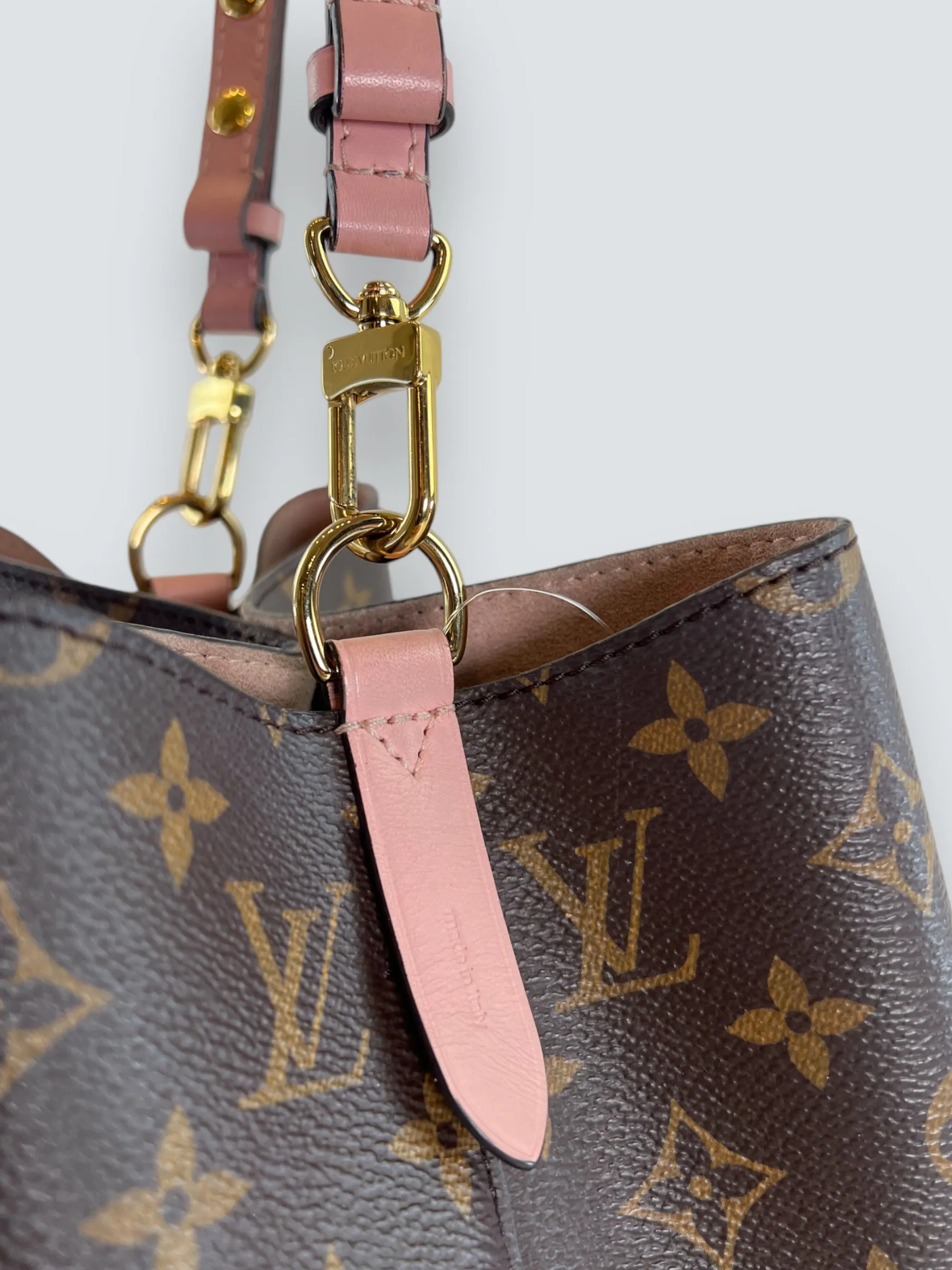 Louis Vuitton Monogram Canvas NéoNoé Bucket Bag