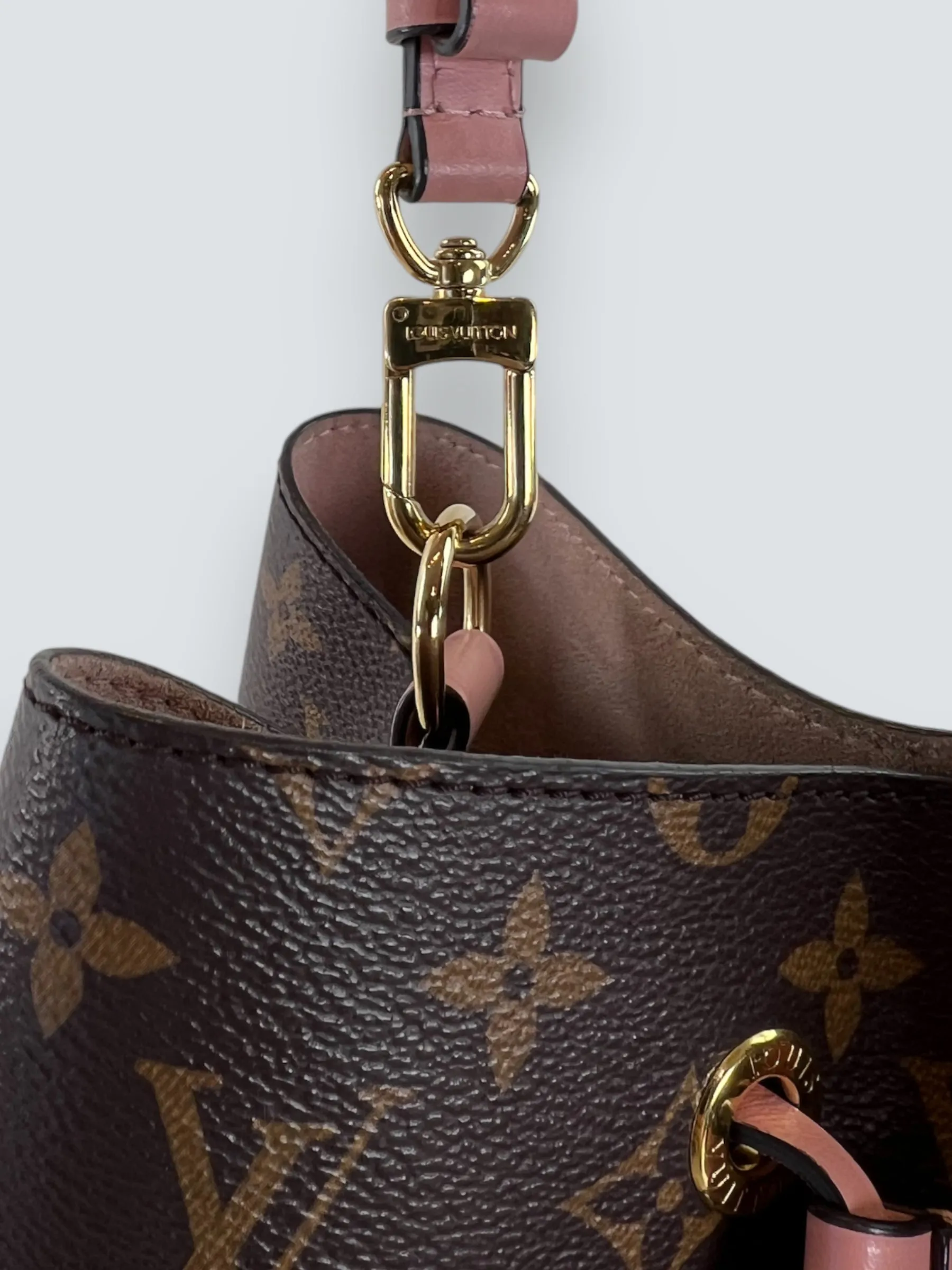 Louis Vuitton Monogram Canvas NéoNoé Bucket Bag