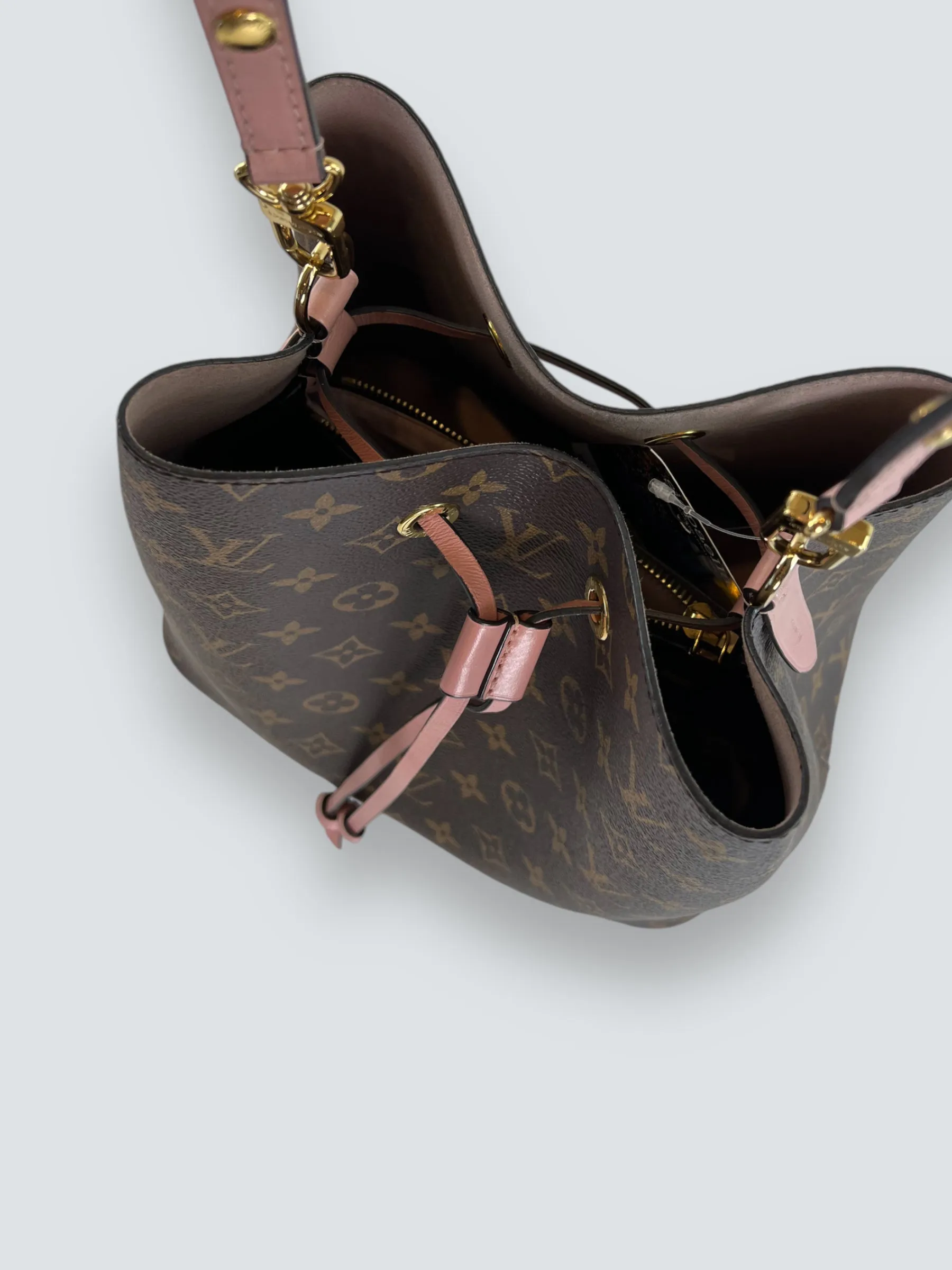 Louis Vuitton Monogram Canvas NéoNoé Bucket Bag