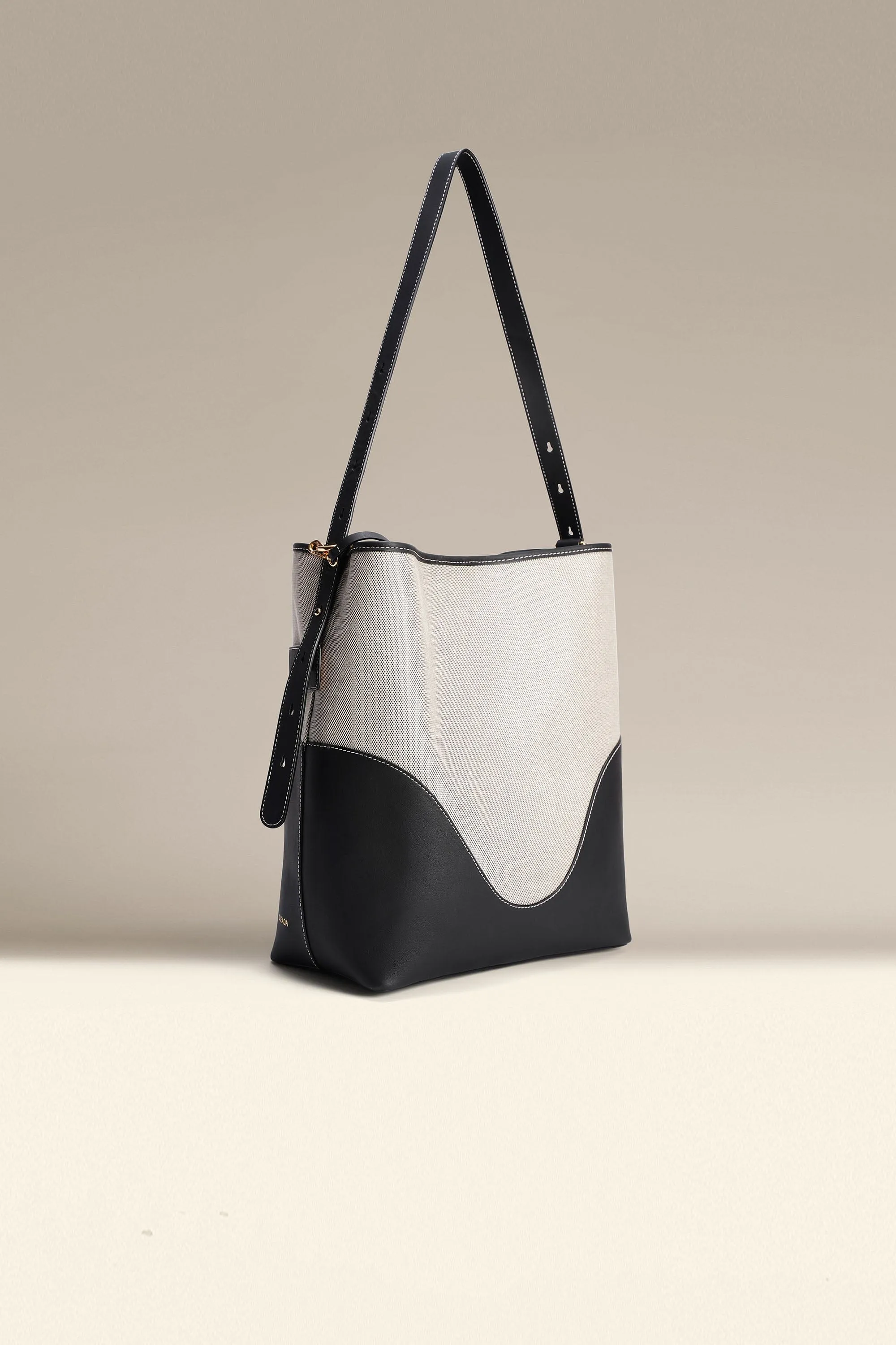 Marina Soft Bucket