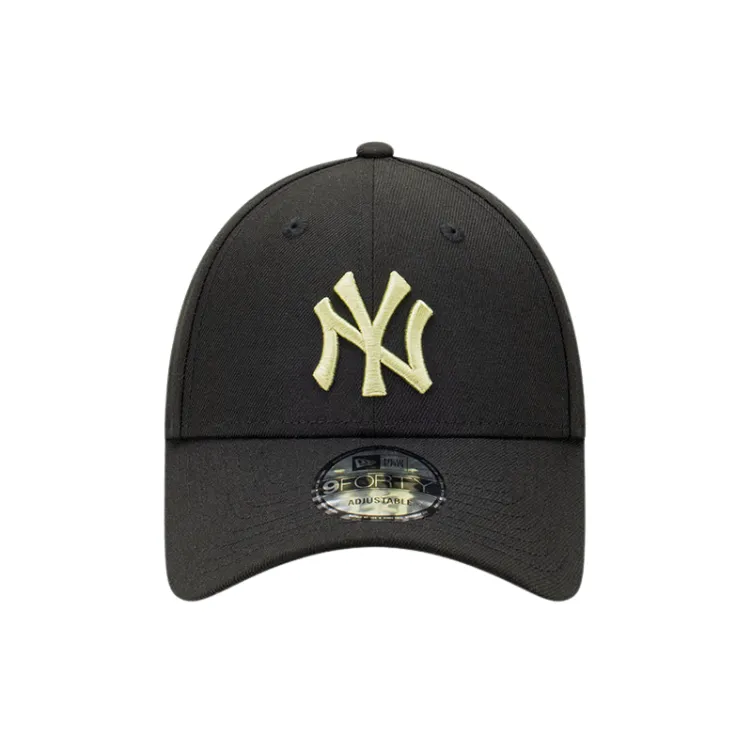 New Era New York Yankees 9FORTY Cap - Black/Bay Leaf