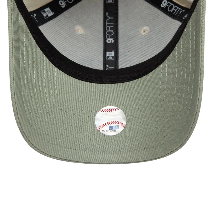 New Era Oakland Athletics 9FORTY Cooperstown WS Cap - Ivory/Everest Green